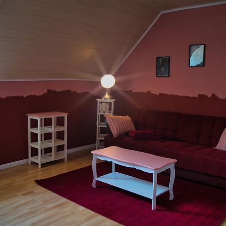 Komfortzuhause In แวร์เมลสเคียร์เคน ภายนอก รูปภาพ